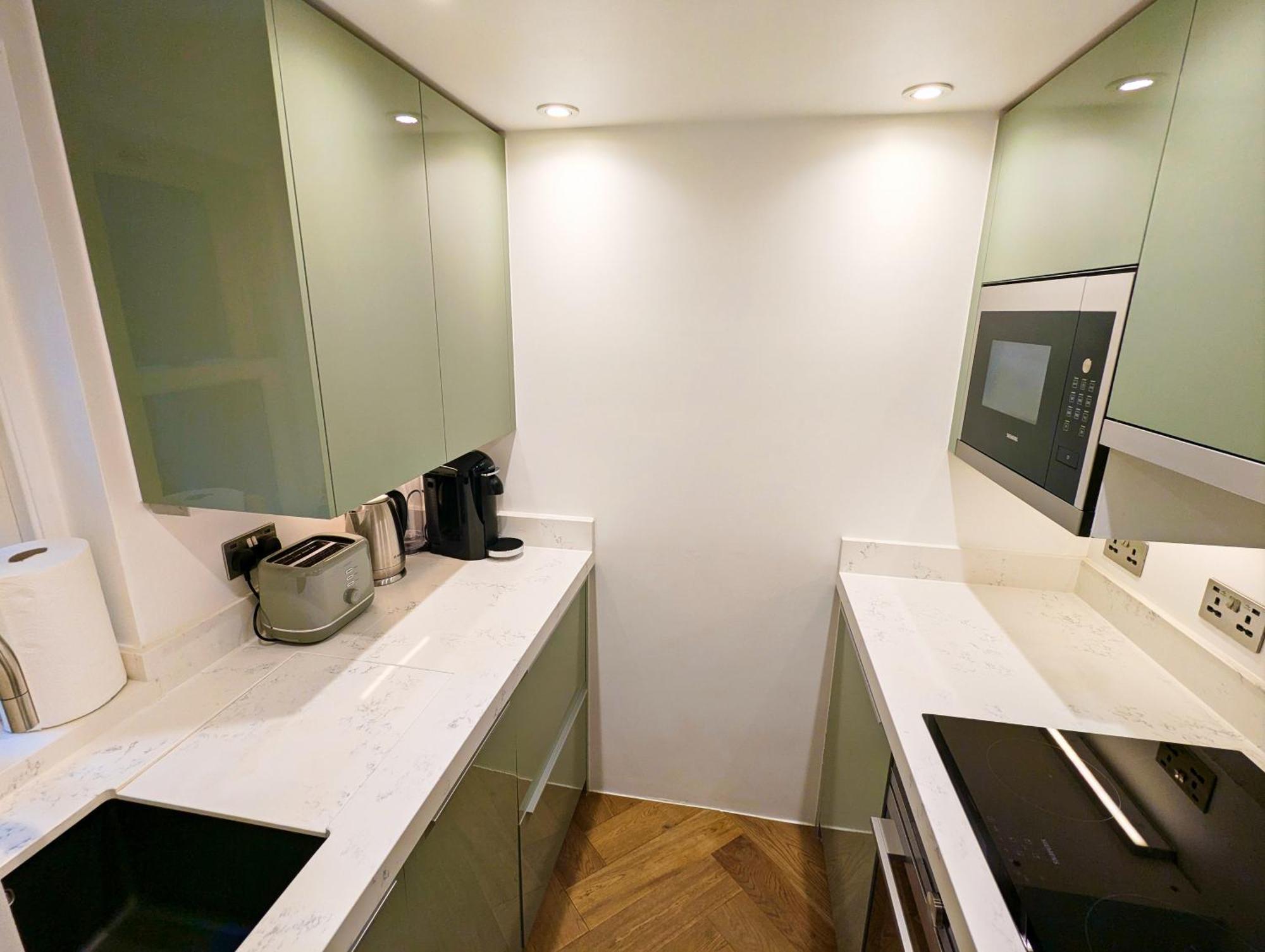 Modern 1 Bedroom Apartment In Kensington London Eksteriør billede