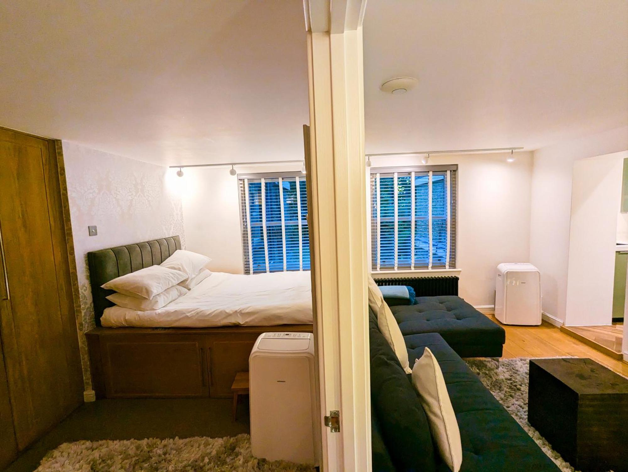 Modern 1 Bedroom Apartment In Kensington London Eksteriør billede